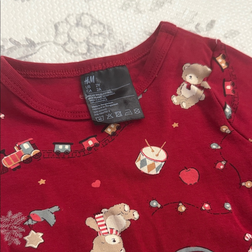 H&M Christmas Vintage Print Pj Set - Picture 2 of 4